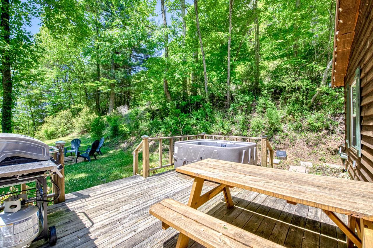 Cabin In The Gap Villa Bryson City Exterior photo